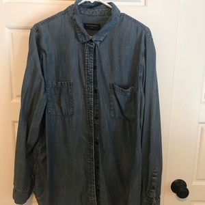 Banana Republic Boyfriend Fit Shirt